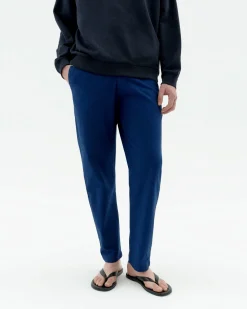 Blaue gerade Hose Travel Light