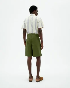 Grüne Shorts Miles