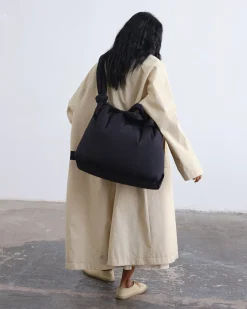 Schwarze große Softbag Ona