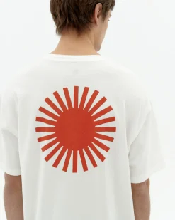 Weißes T-Shirt Aaron rote Sonne Rücken